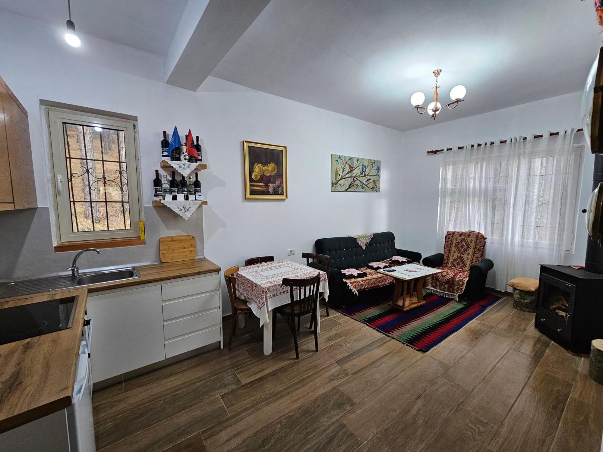 Villa Bujtinat Skenderi Gjinar 2 Extérieur photo